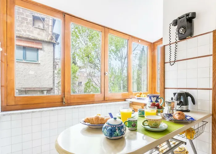 Appartement Explore The Amalfi Coast From A Cosy In Centre Sorrento